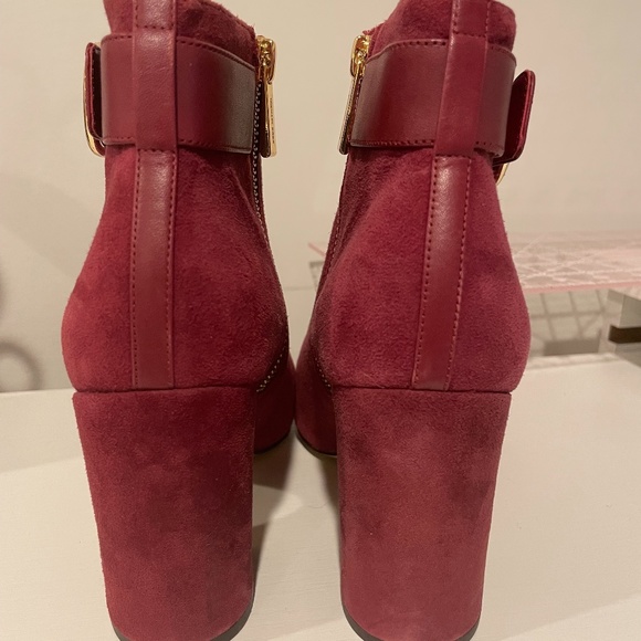 Michael Kors Size 6.5 Red Suede booties - Picture 3 of 5